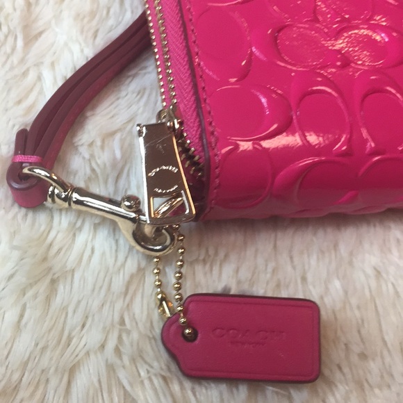 🔴SOLD🔴Coach Pink Embossed - Picture 5 of 8